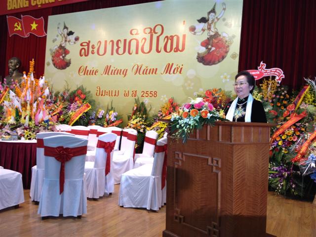 បុណ្យចូលឆ្នាំថ្មីប្រពៃណីរបស់ឡាវ Bunpimay ឆ្នាំ ២០១៥